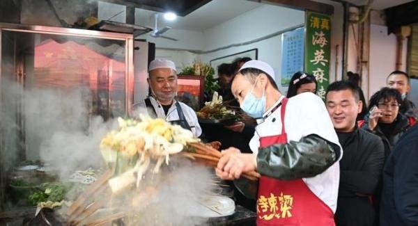 一场亿万人参与的“寻味中国”