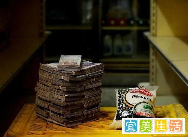 别再吹越南人抢走中国的订单,越南经济已经崩了!