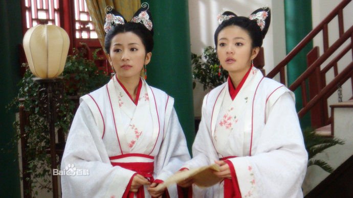 后宫里面那个含香叫什么名字？看她好面熟吖。之前她都演过什么？