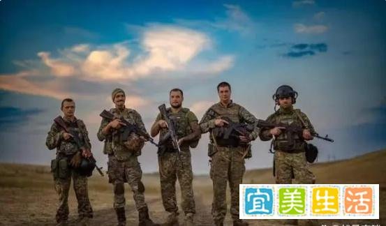 渡轮被炸毁，西方军援遇阻！俄军摧毁西方军援渡轮