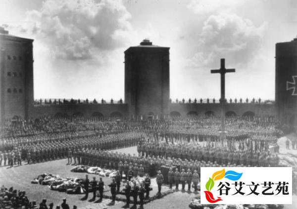 德意志之魂兴登堡：希特勒与他握手时低头、葬礼规格堪比德皇