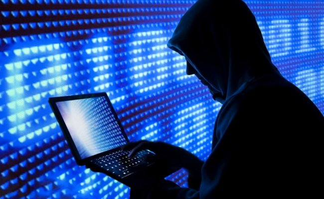 黑龙江一7旬老人接了俩电话,1000多万没了,遇到这种事该怎么办?