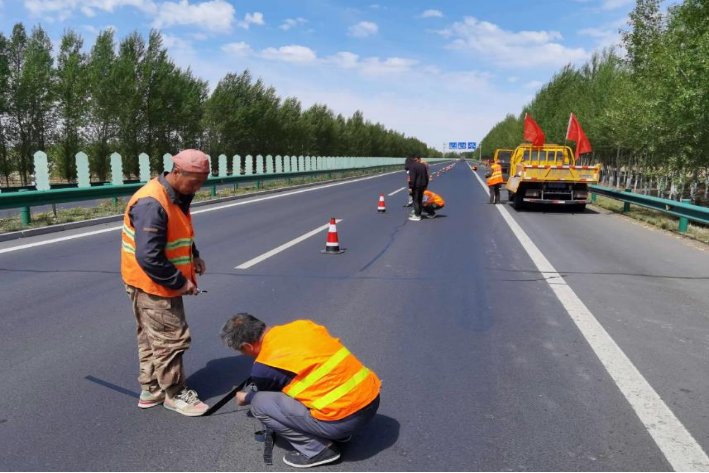 公路监理工程师考几科