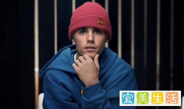 艾薇儿发文力挺比伯,呼吁多关注莱姆病,有同样经历才感同身受?