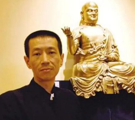 拍下鼠首和兔首，却在拍卖结束后拒绝付款，蔡铭超后来怎样了？