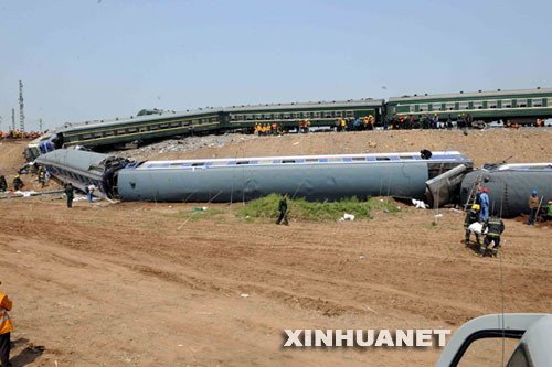 谁知道2008.4.28胶济铁路发生列车脱线事故的北京开往青岛的T195次旅客列车司机怎么样了？
