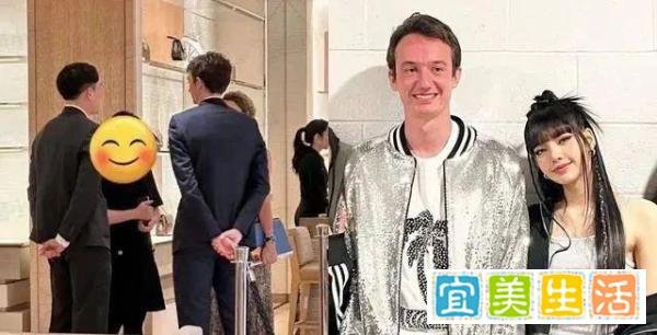 Lisa怀孕逼宫驴老三？