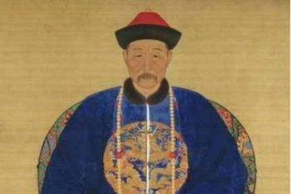 为什么说在康熙的儿子中，地位最高的除了太子就是十阿哥？
