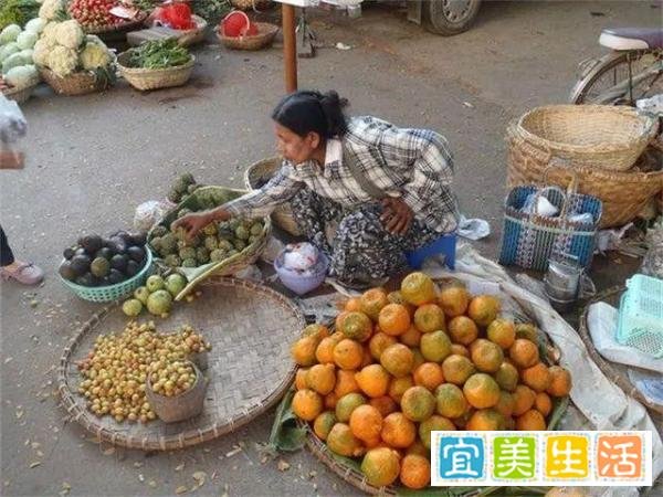 全国人大代表建议农村妇女养老金提前到50岁领取