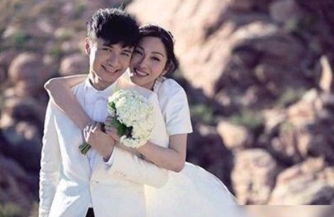 娱乐圈中的好几位男神都娶了一个相貌平平的妻子，你们知道吗？