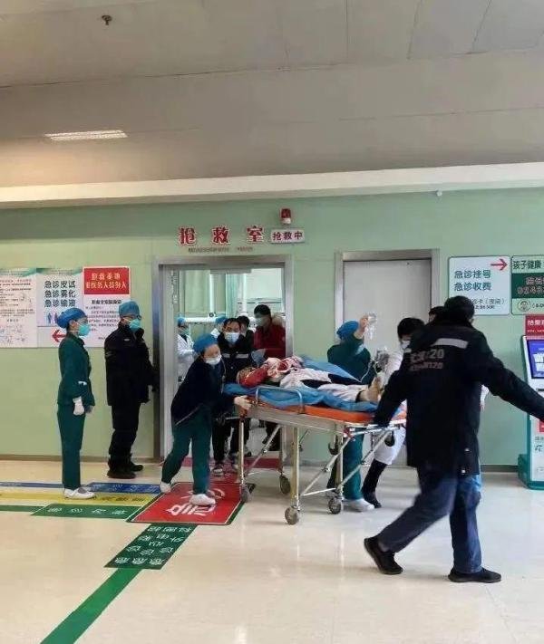 突发!武汉儿童医院一医生被砍,惨不忍睹!