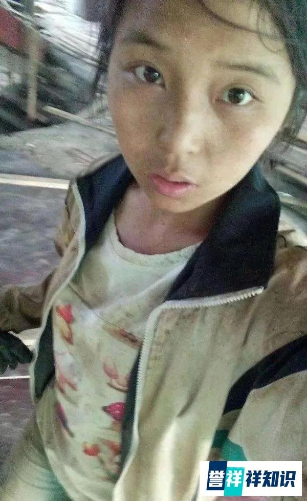 20岁“最美工地女孩”自拍照火了!网友:这才是直男斩