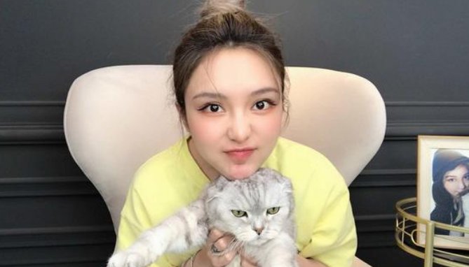 周扬青罗志祥分手一年,网曝两人已复合,女方是如何回应的?