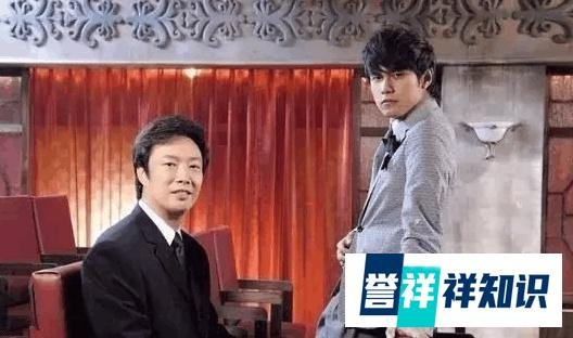 他是中国最污节目主持人,帅60年终身未婚,同性恋之谜终于揭开!