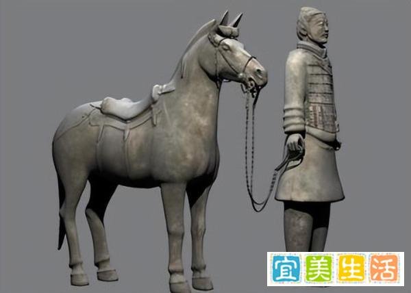 考古人员徒手摸兵马俑,博物馆回应:看到会处理,不允许用手摸!