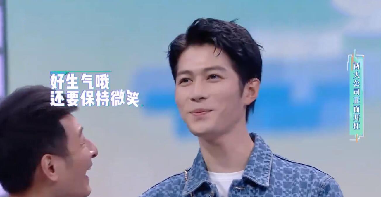 杜华上《快乐大本营》做了什么事情，引起争议？