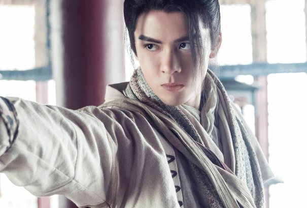 张无忌硬抗灭绝3掌，头2掌重伤，为啥第3掌却毫发无伤？