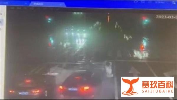 宝马追尾奥迪致伤亡 知情人发声
