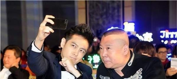 院方透露林志颖已返回家中休养，术后恢复良好，网友：就怕毁容了