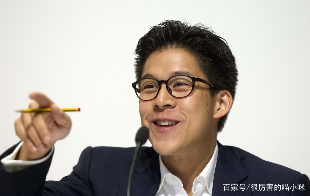 郭晶晶背景不比霍家差,真实身份浮出水面,这就是霍启刚非她不娶的理由吗?