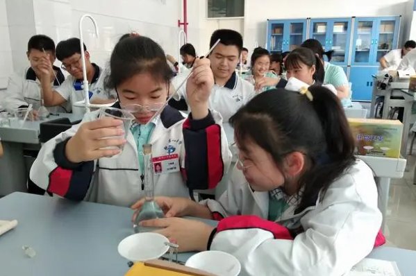 镁带燃烧化学式