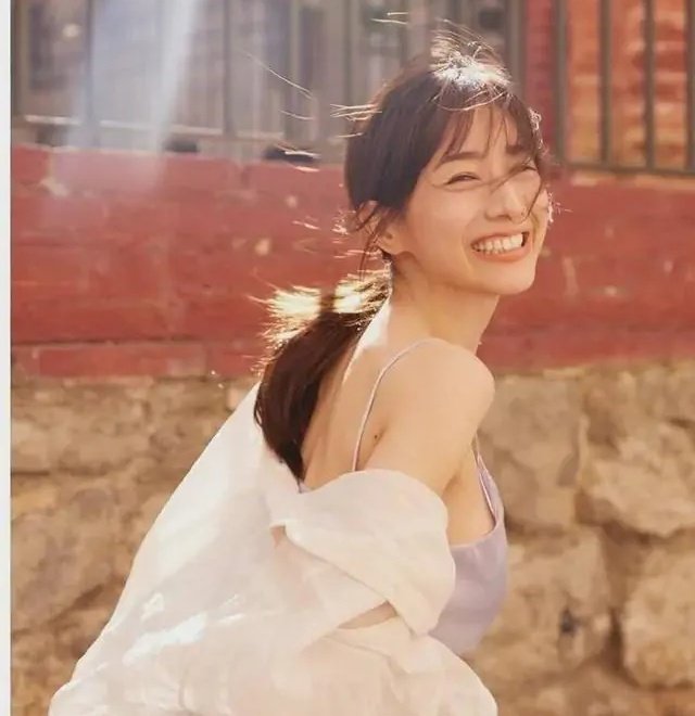 石原里美感染新冠，为何网友说这是比老婆结婚还要难过的消息？