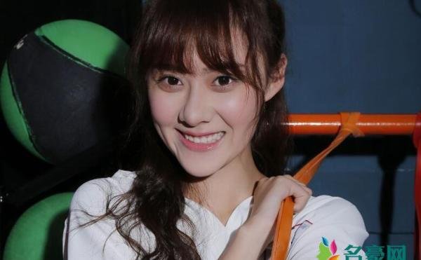 曹曦月否认恋情 曹曦月方称：两人只是合作过啦