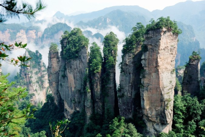 湖南的张家界为什么地貌奇特?