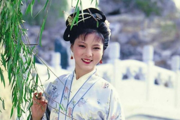 优伶读音