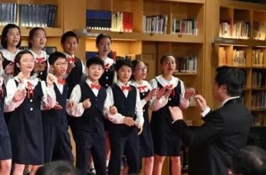 如何考入杨鸿年合唱团?