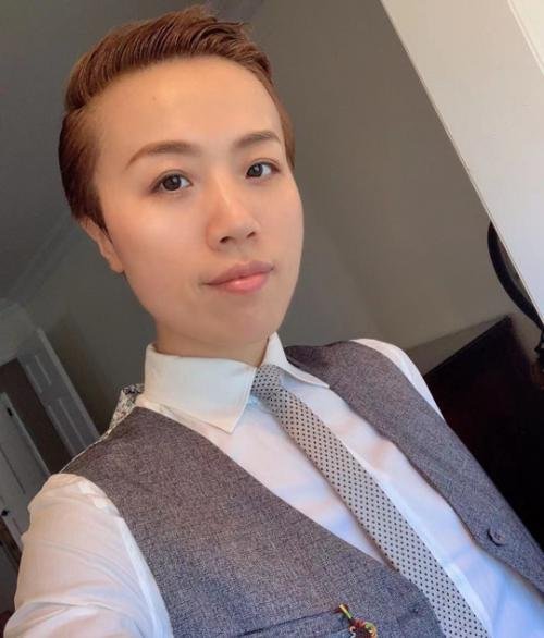 导演汪子琦娶小16年美国女友 拍拖月余宣布闪婚