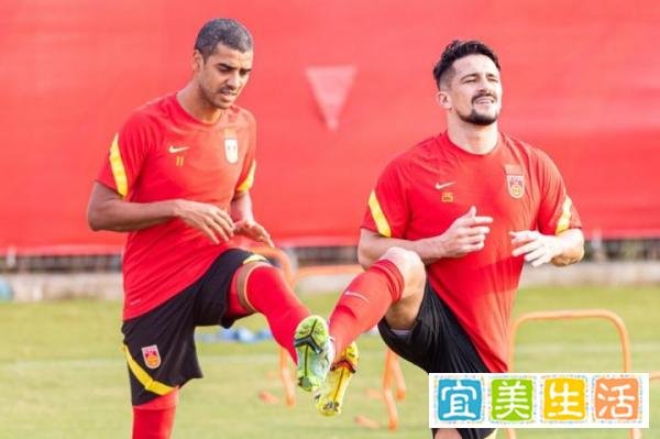 归化球员12强赛上场时间:蒋光太674分钟第1,洛国富266分钟第4