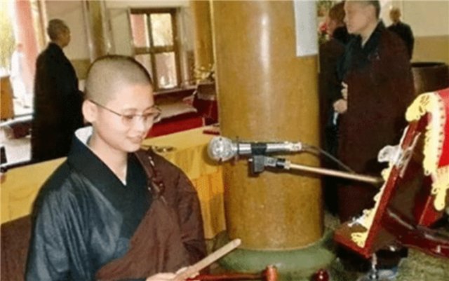 广东3姐妹：个个长相靓丽，却都选择削发为尼，这是为何？