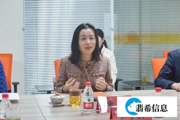 省政协副主席，省财政厅党组书记、厅长尹学群一行走访火石创造