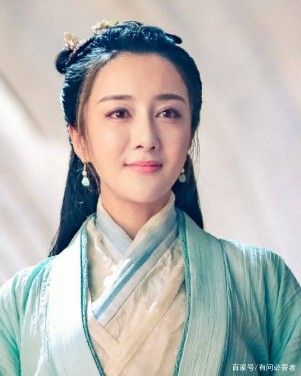 自称“古装第一美人”的李晓依，被宠物狗咬伤脸后，现在怎么样了？