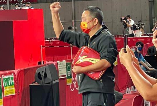 刘国梁战前动员是怎样一幅画面?