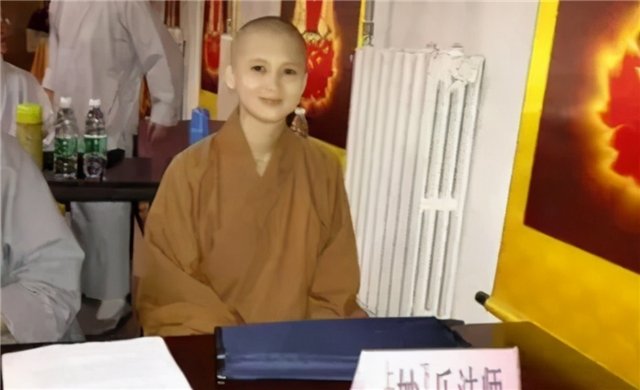广东3姐妹：个个长相靓丽，却都选择削发为尼，这是为何？