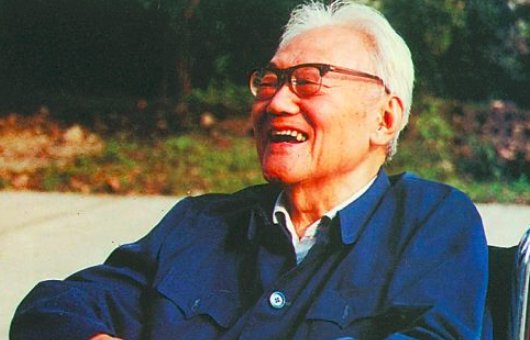 巴金的三部曲有哪些？