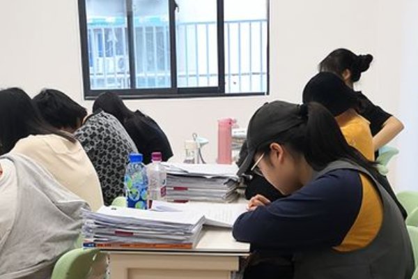压根是什么意思?