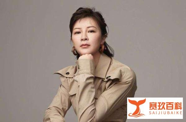 王一博、李汶翰、范丞丞、黄明昊Boss杜华，退出乐华娱乐股东行列？