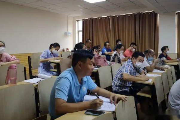 晁姓读yao还是chao