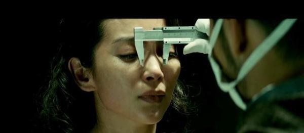 看《风声》后,终于明白演员被查身体私密部位,却不用替身的原因