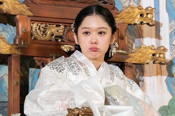 由张娜拉主演的韩剧《皇后的品格》一共有多少集?