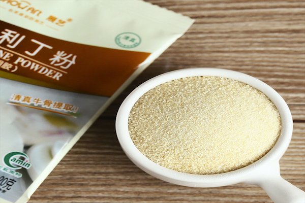 吉利丁粉和白凉粉一样吗?