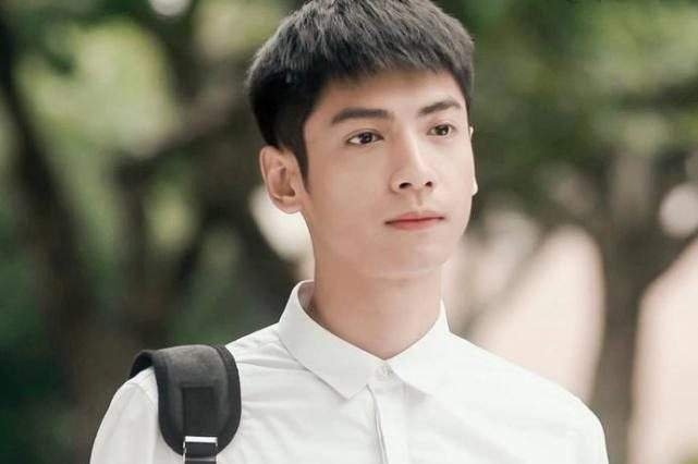 少年何以琛谁演的