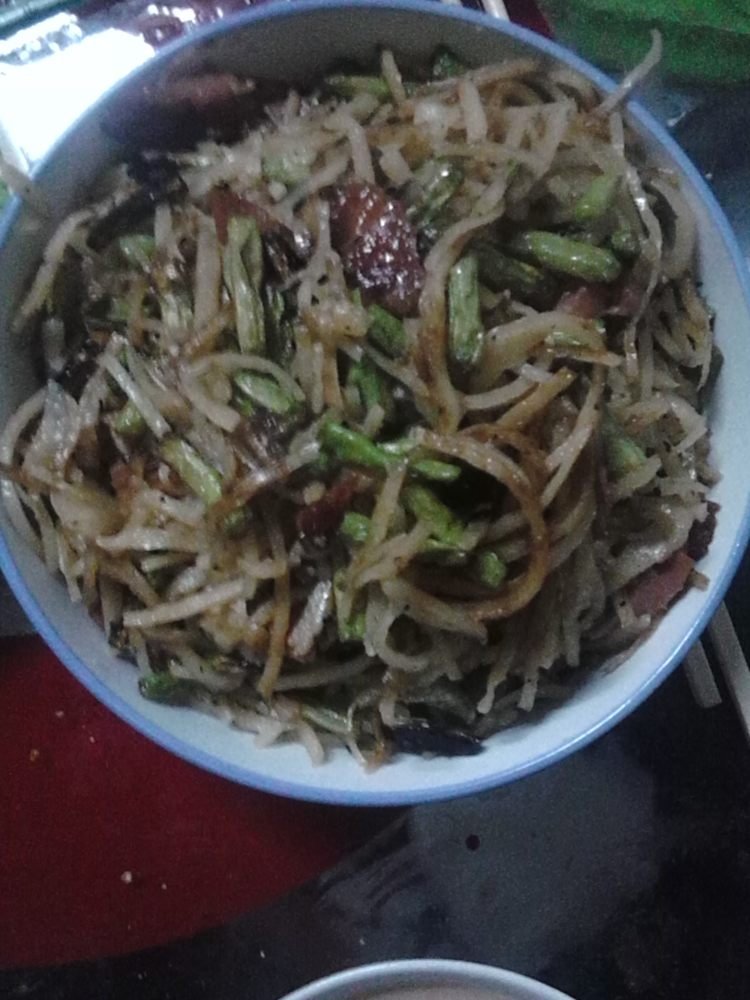 长豆角炒饼怎么做好吃