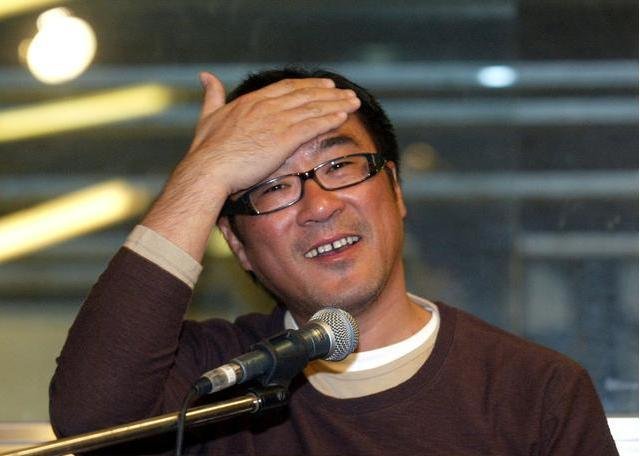 抛妻弃子爱上林忆莲的李宗盛,为何会被称为是”音乐渣男“?