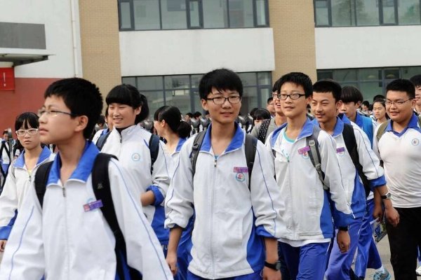 统招高中生和定向生有什么区别