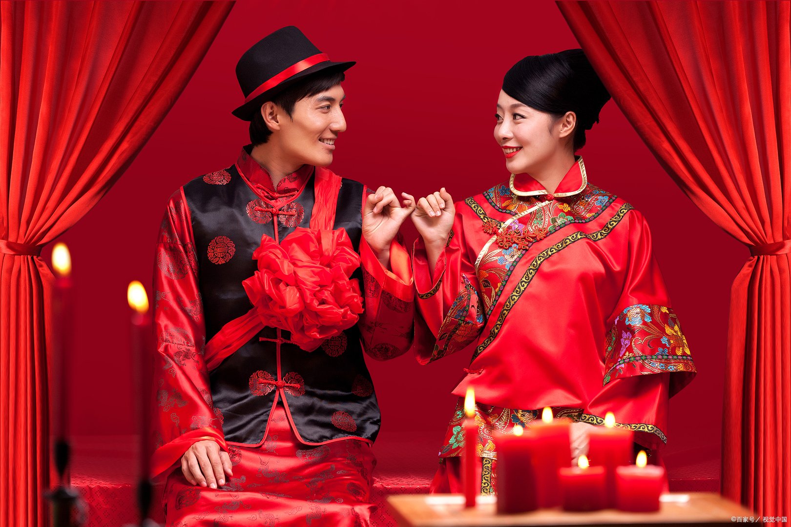 秀禾服作为一种源自满洲人的服饰,可以当敬酒服吗?