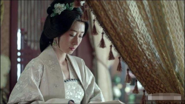 《琅琊榜》中静妃和太奶奶为什么一眼就认出了梅长苏是林殊？
